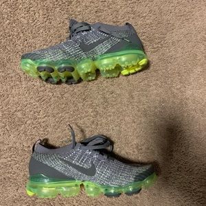 Vapormaxes